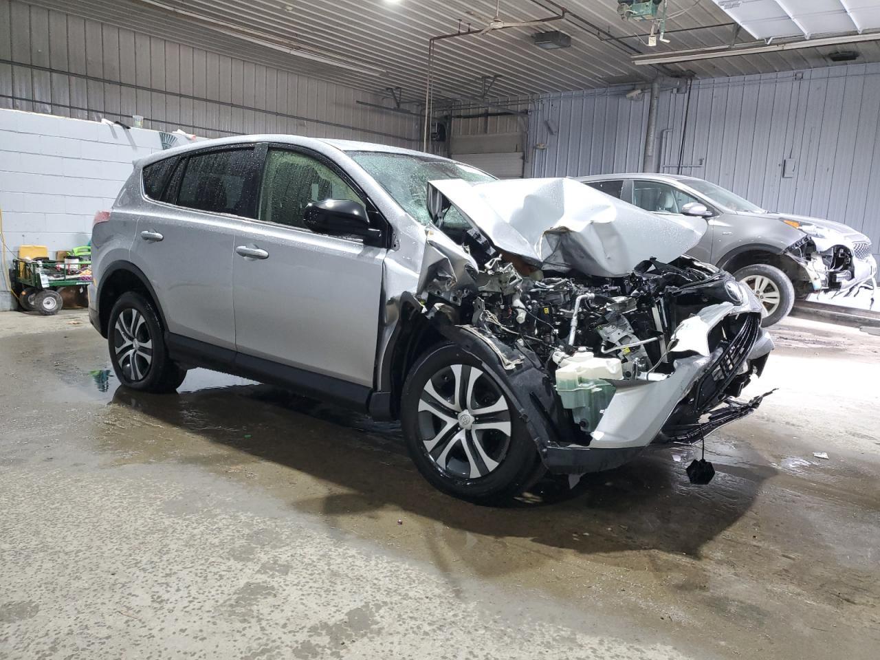 2018 TOYOTA RAV4 LE - Image 4