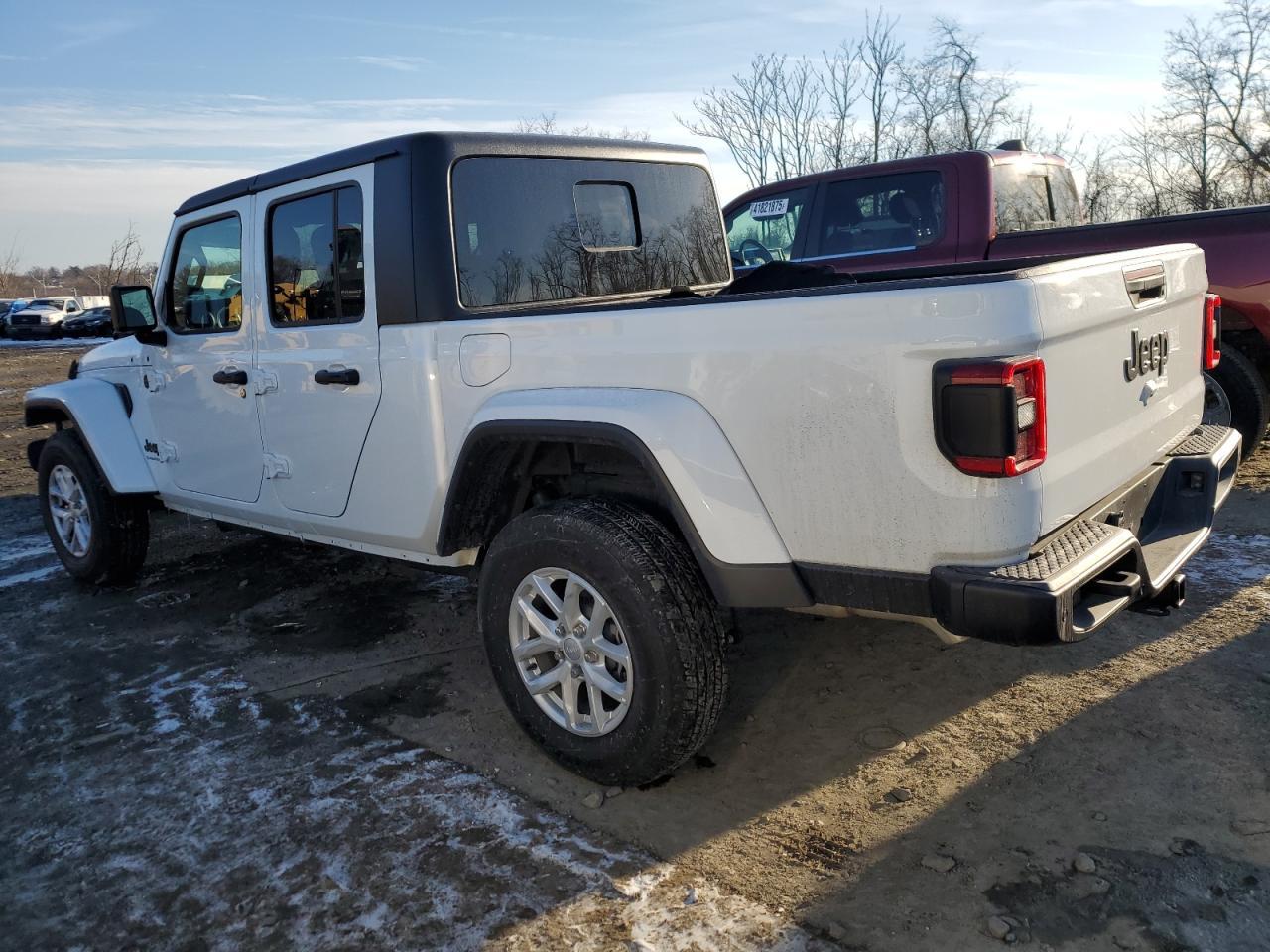 2023 JEEP GLADIATOR - Image 2