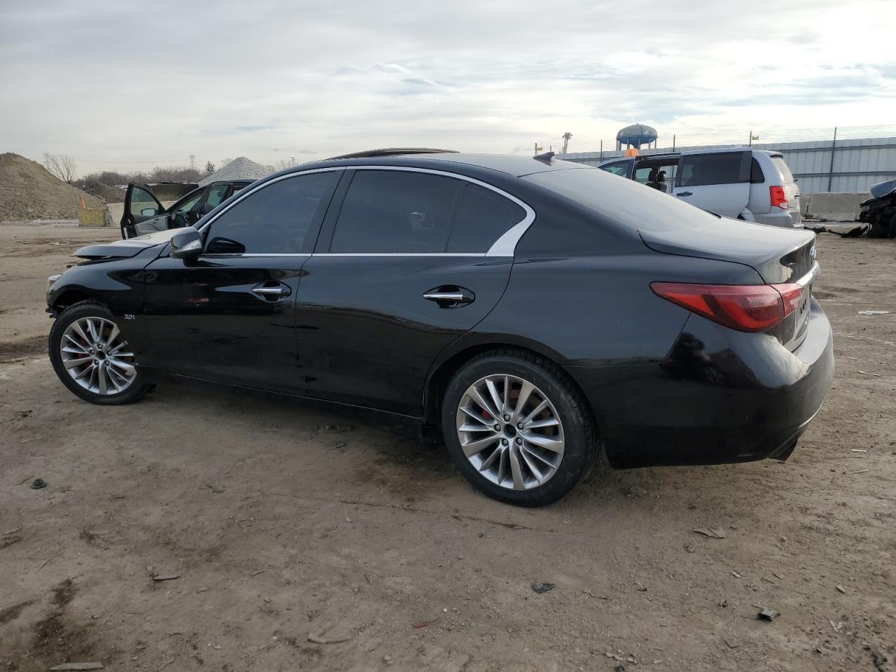 2019 INFINITI Q50 LUXE - Фото 2