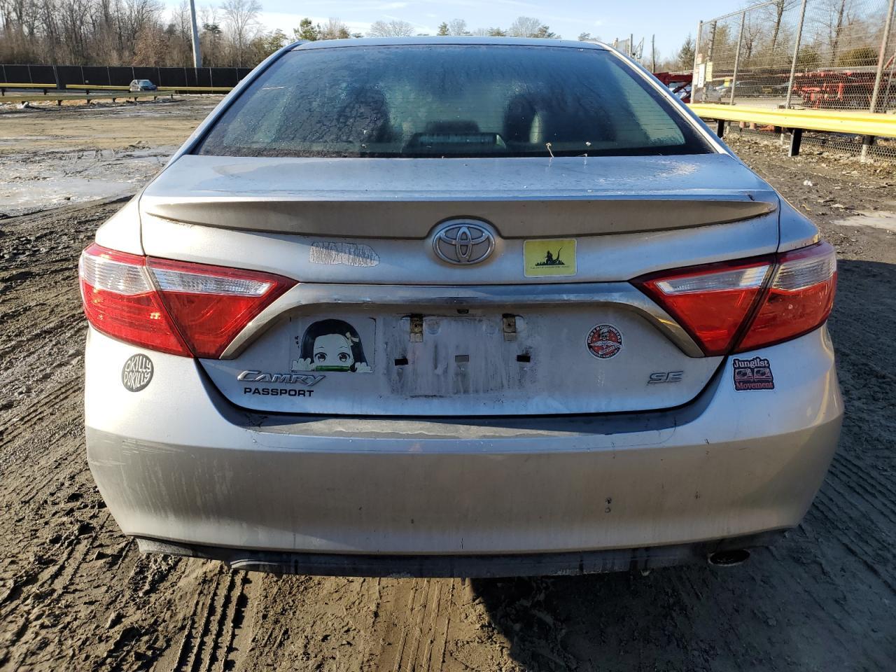 2017 TOYOTA CAMRY LE - Image 6