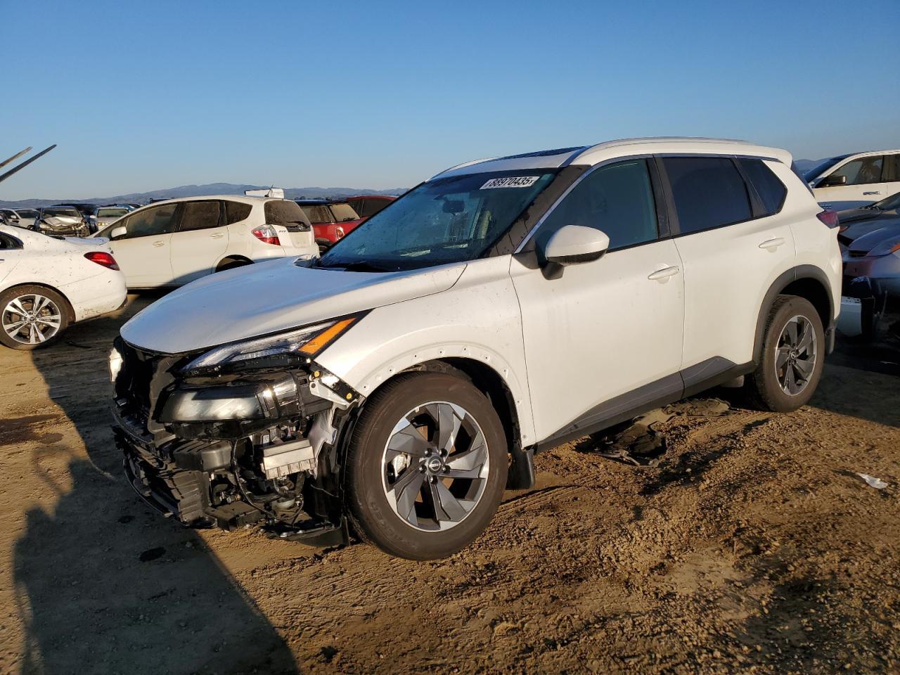 2024 NISSAN ROGUE SV