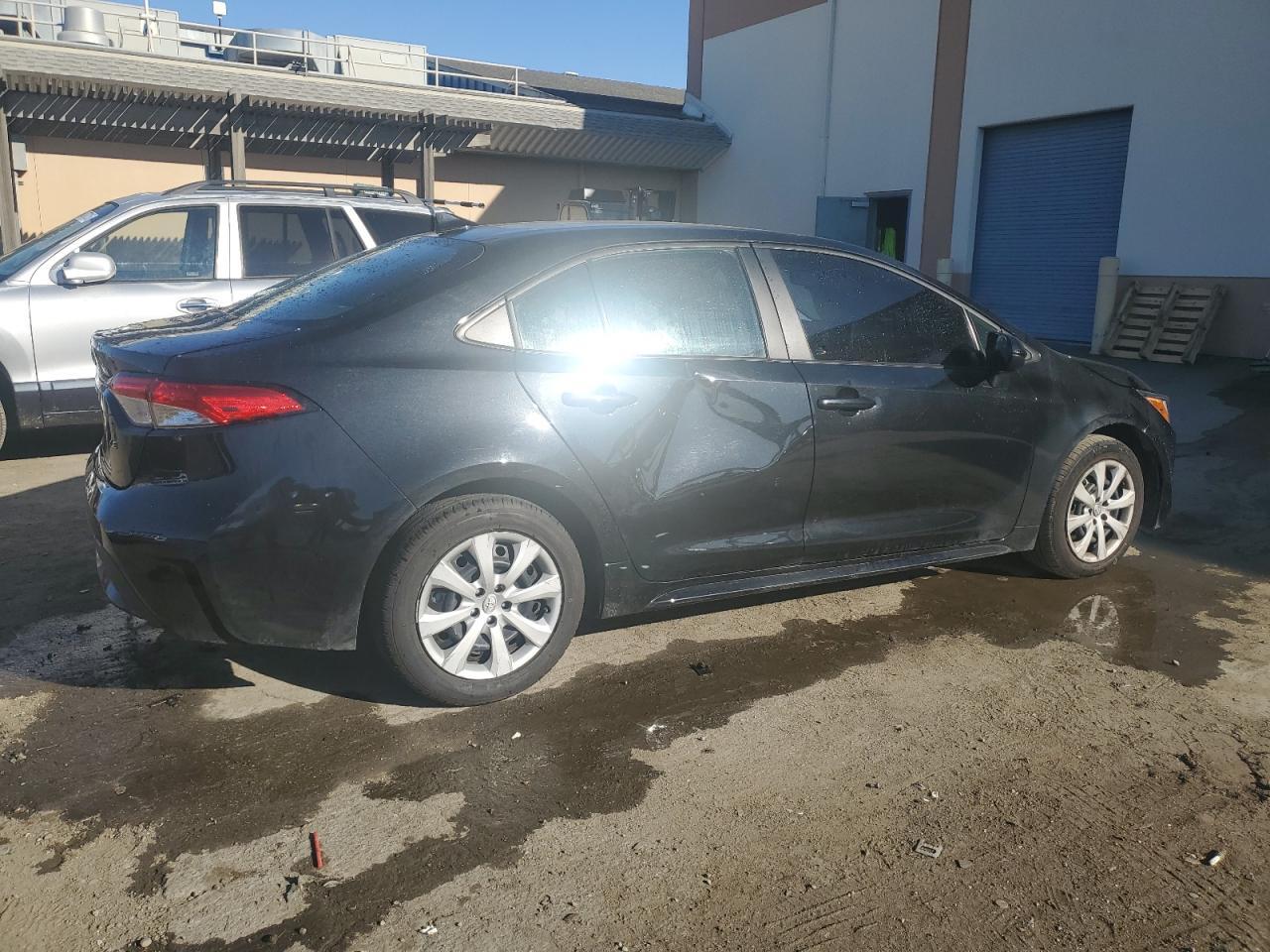 2022 TOYOTA COROLLA LE - Фото 3