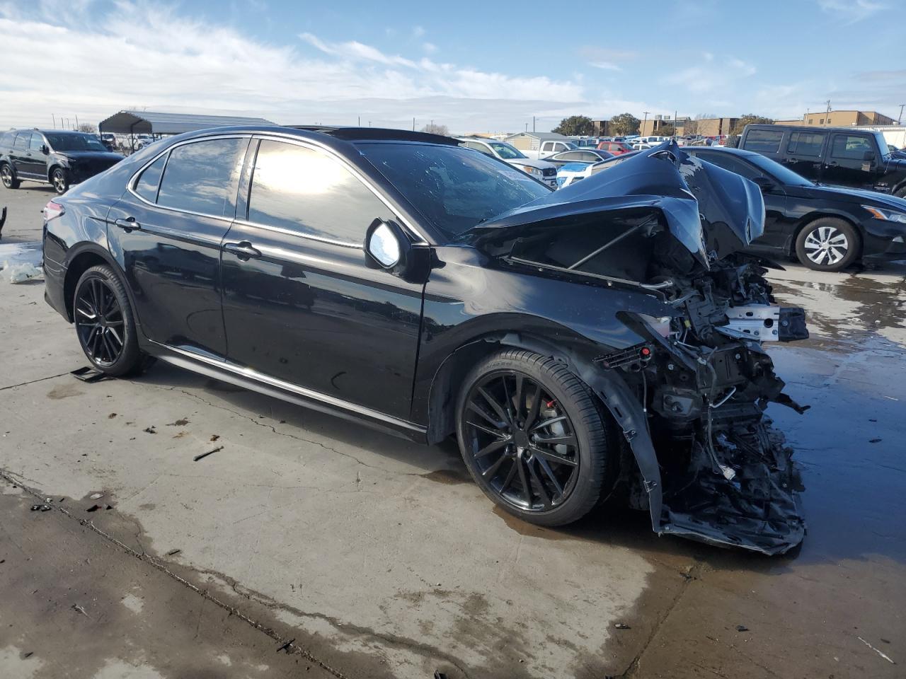 2019 TOYOTA CAMRY XSE - Image 4