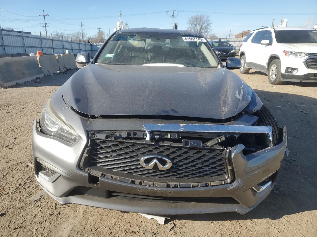 2018 INFINITI Q50 LUXE - Image 5