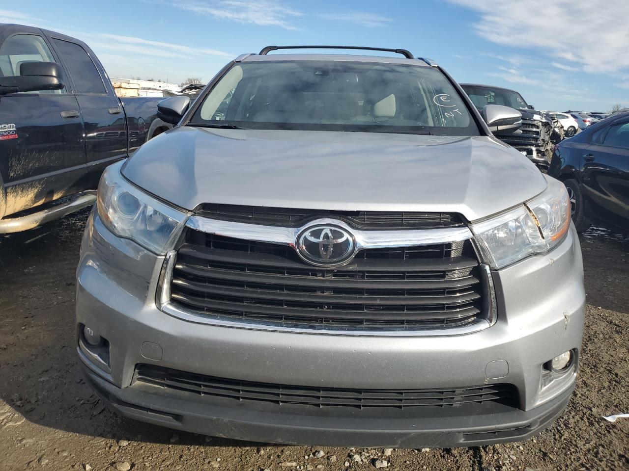 2015 TOYOTA HIGHLANDER - Image 5
