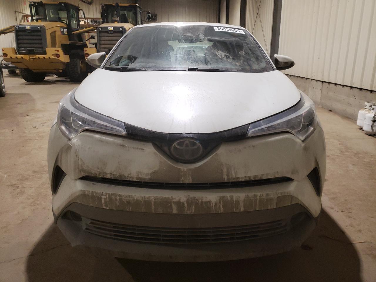 2019 TOYOTA C-HR XLE - Фото 5
