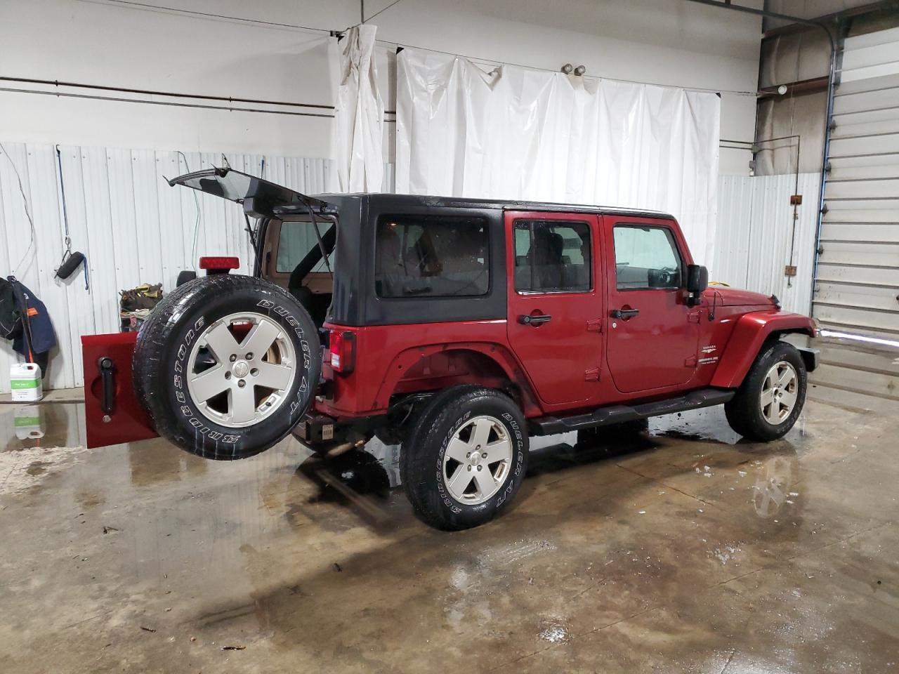 2012 JEEP WRANGLER U - Image 3