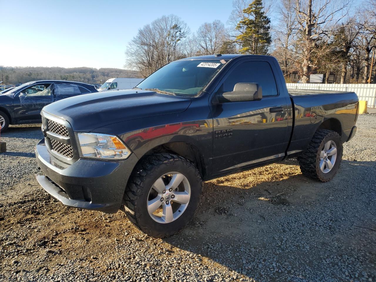 2014 RAM 1500 ST