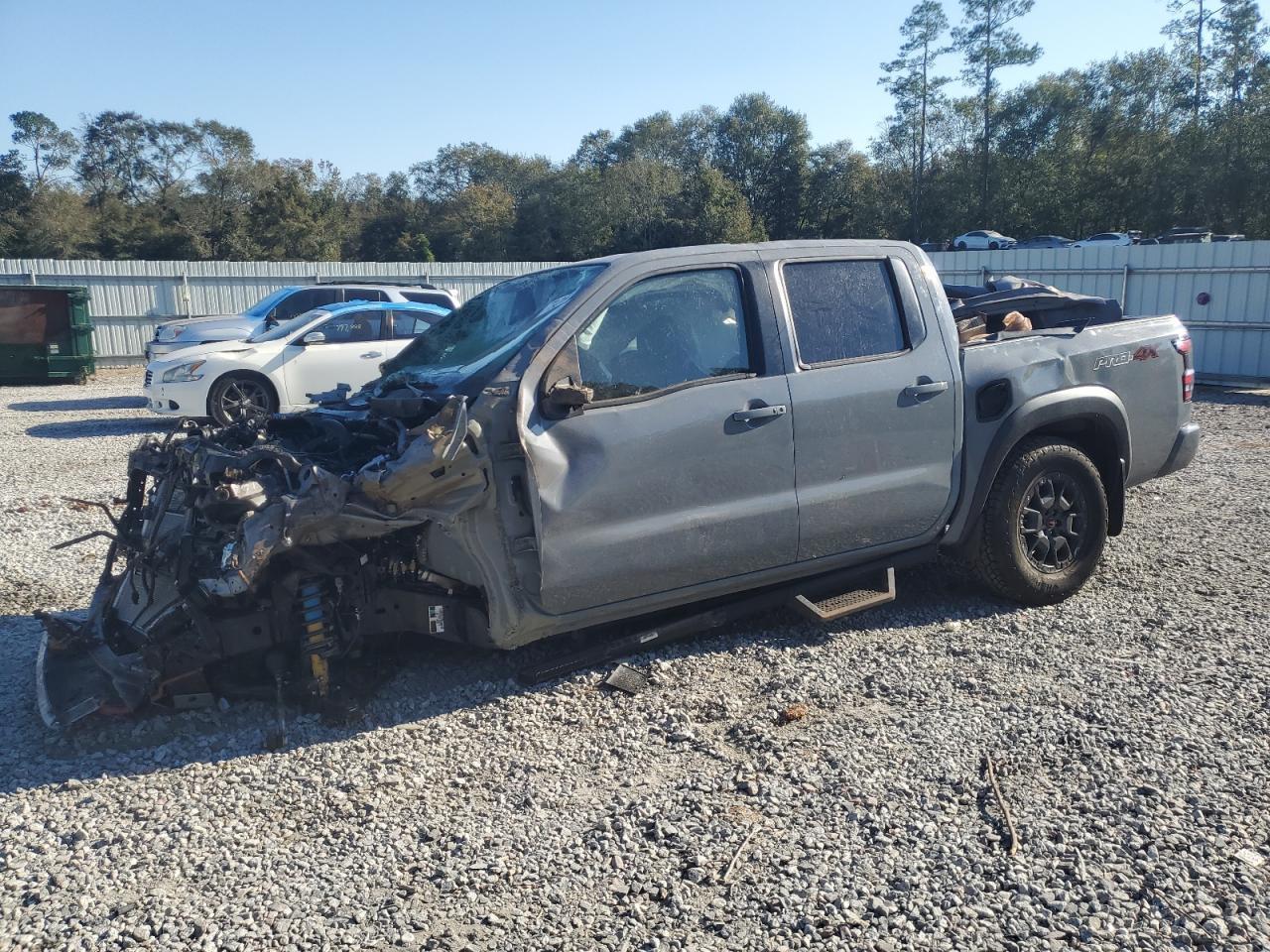 2022 NISSAN FRONTIER S car image