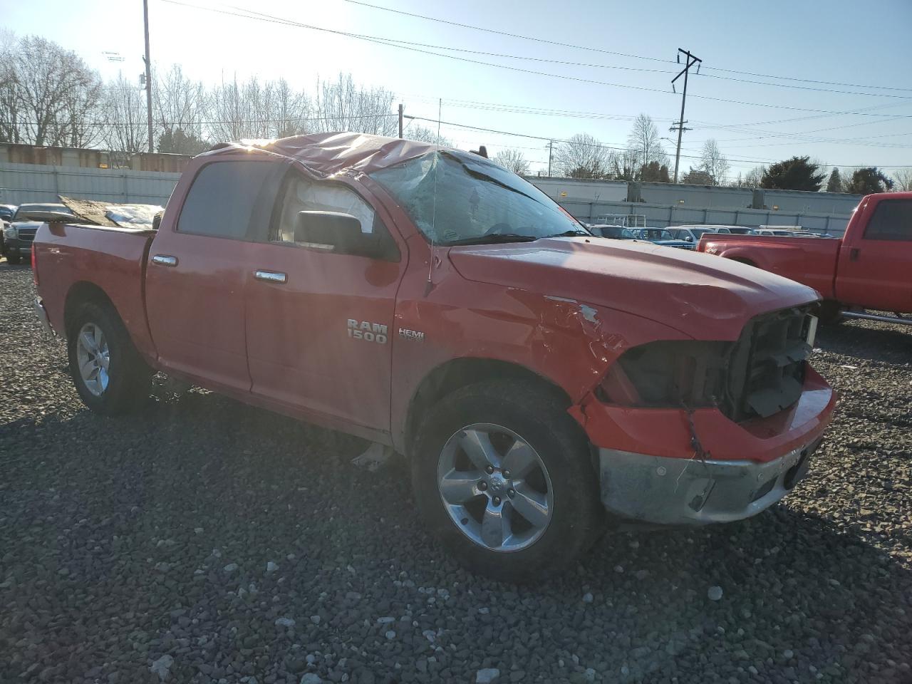 2017 RAM 1500 SLT - Фото 4