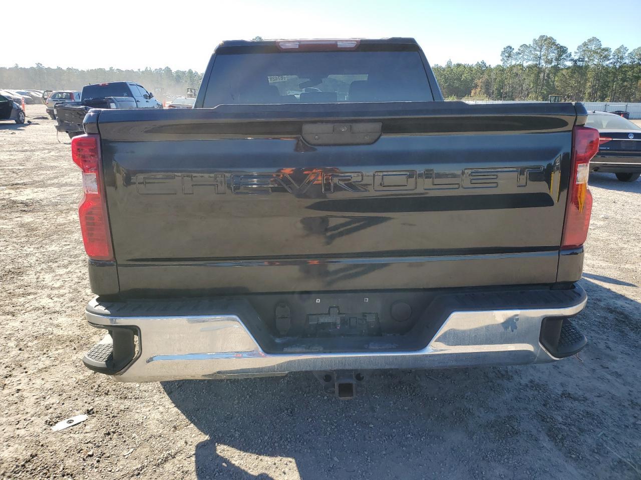 2019 CHEVROLET SILVERADO - Фото 6