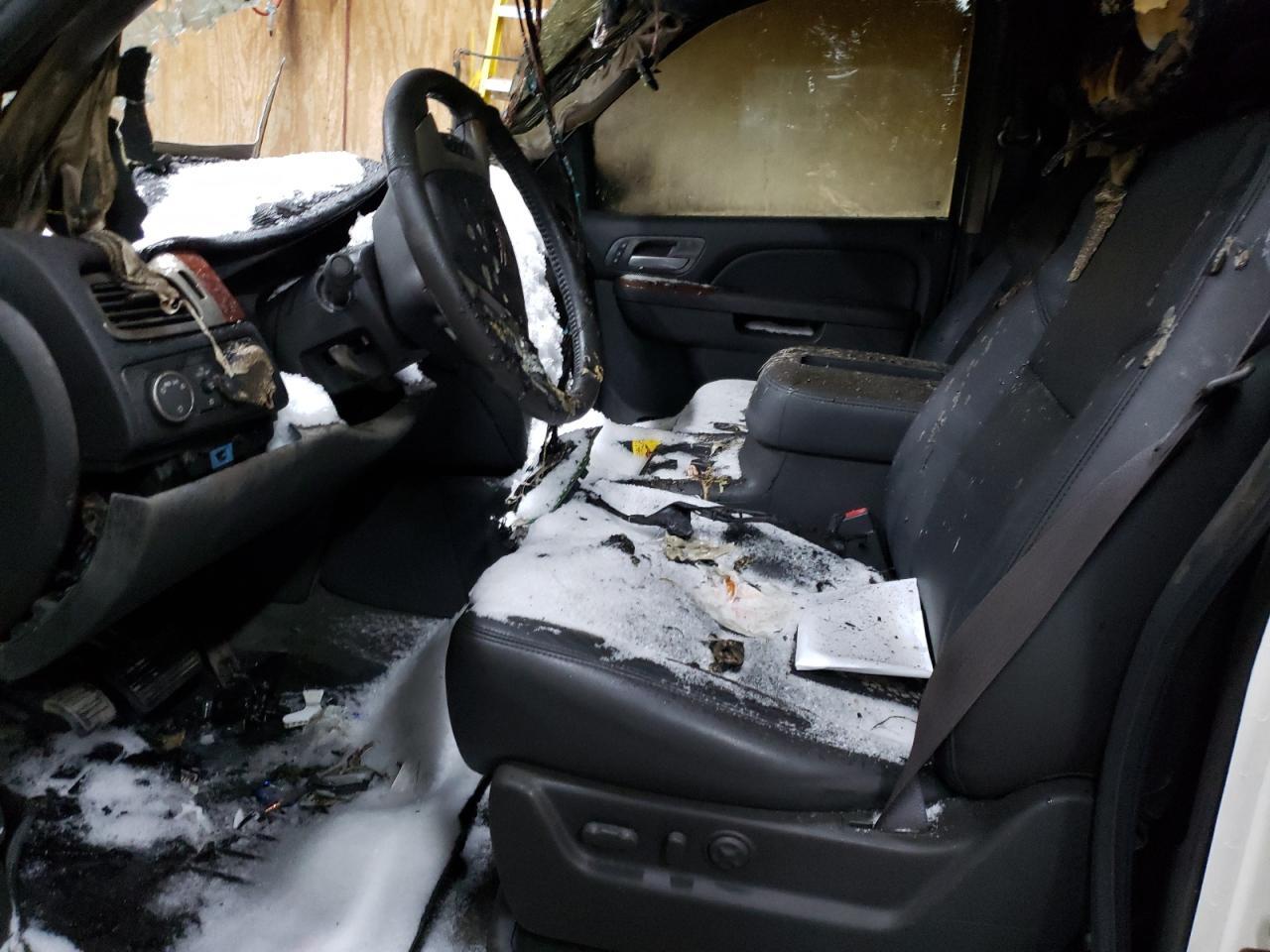 2012 GMC YUKON SLT - Image 7
