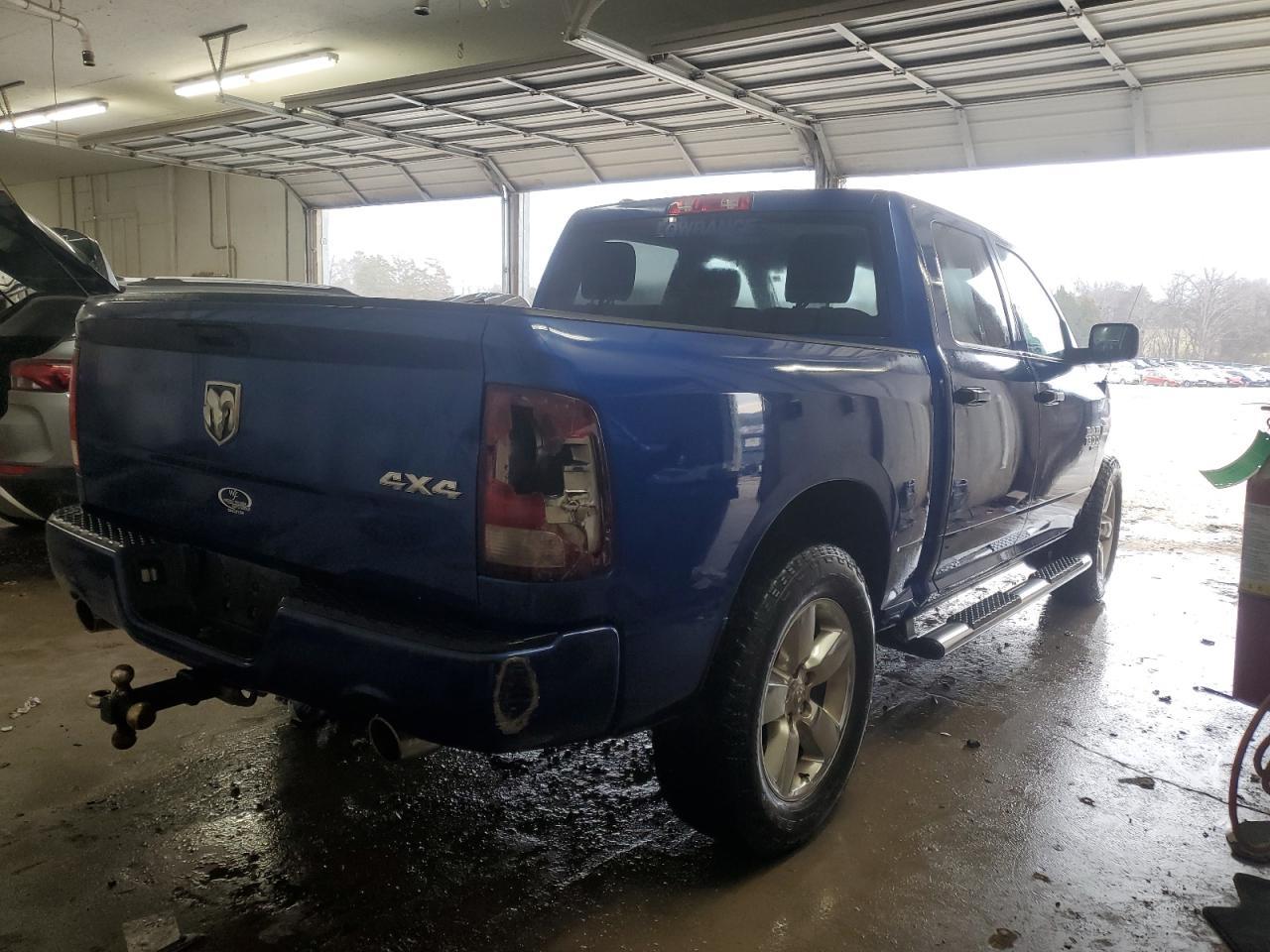 2019 RAM 1500 CLASS - Image 3