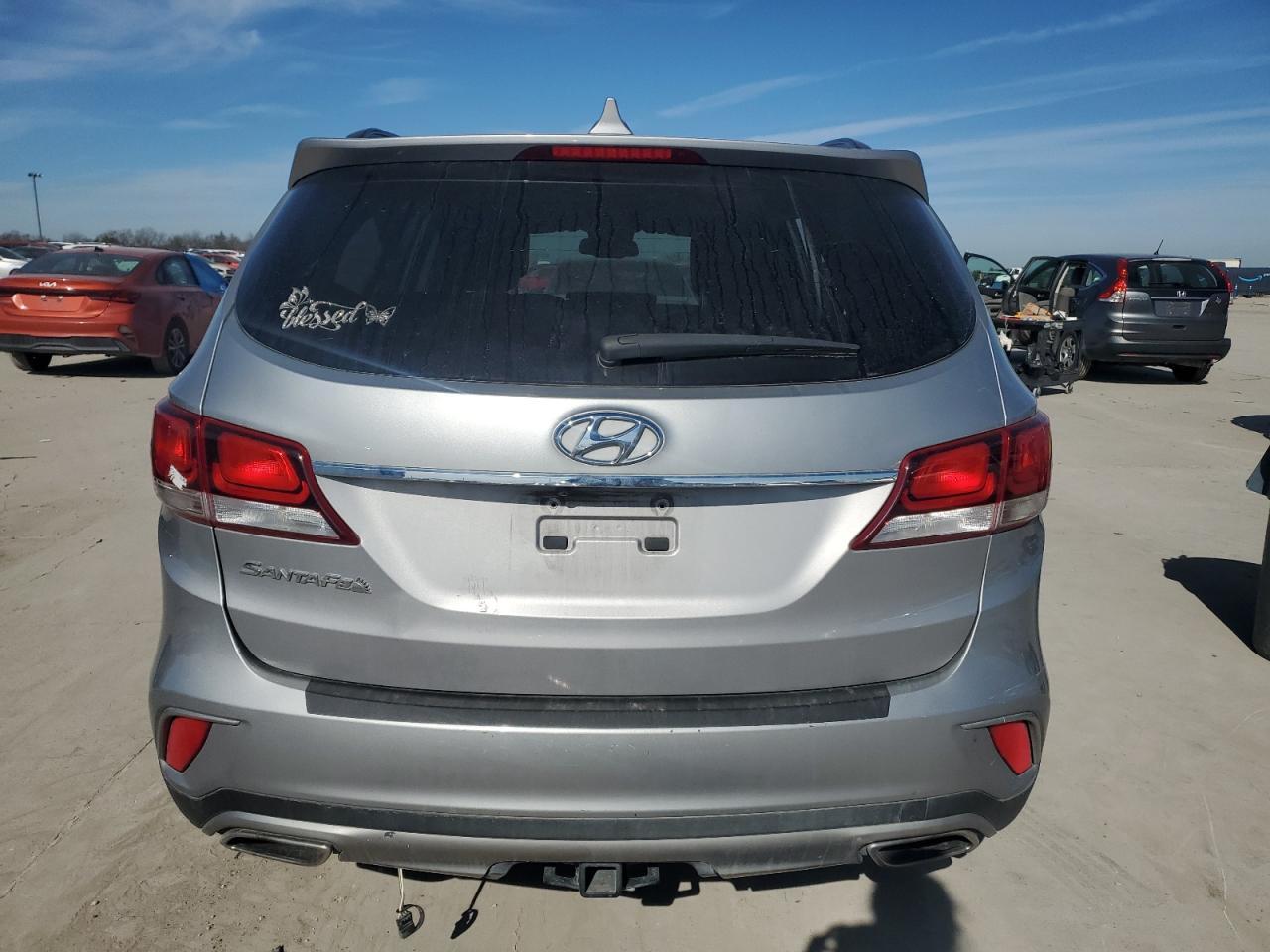 2017 HYUNDAI SANTA FE S - Image 6