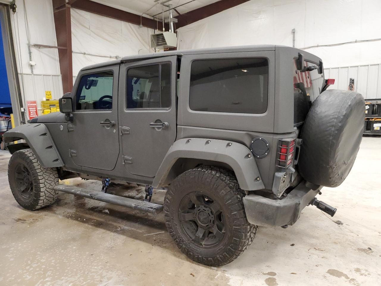 2015 JEEP WRANGLER U - Image 2