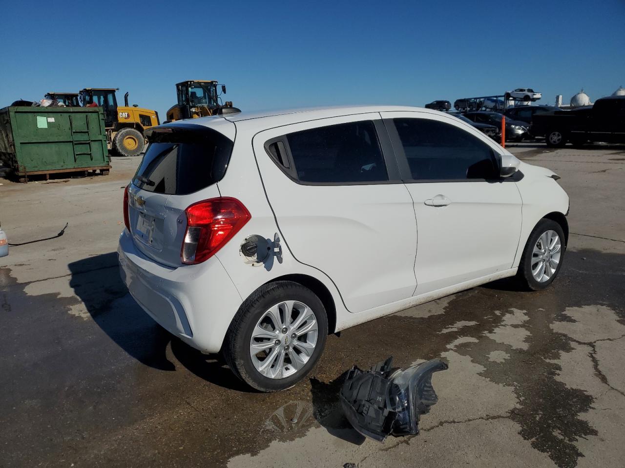 2018 CHEVROLET SPARK 1LT - Image 3
