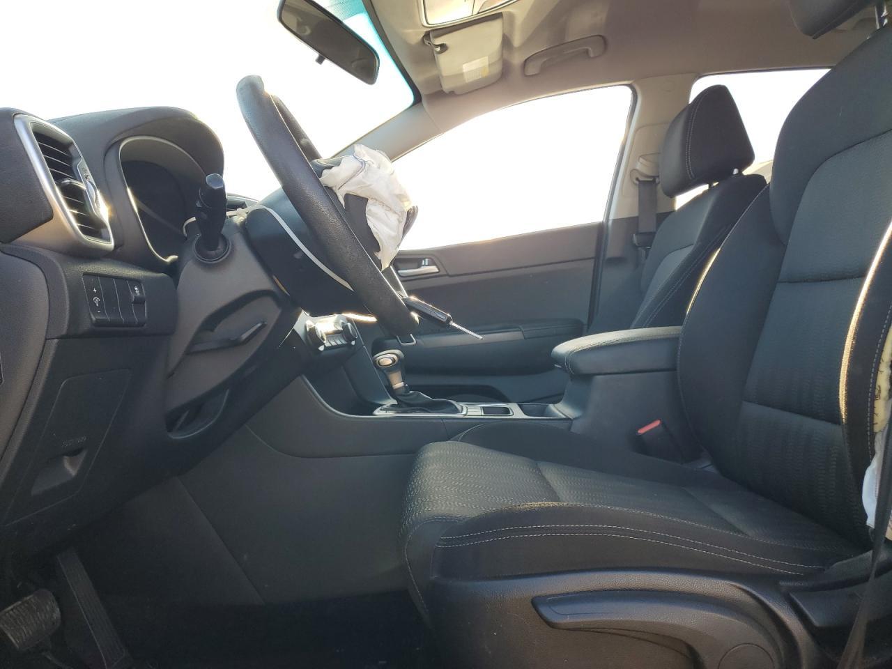 2017 KIA SPORTAGE L - Image 7