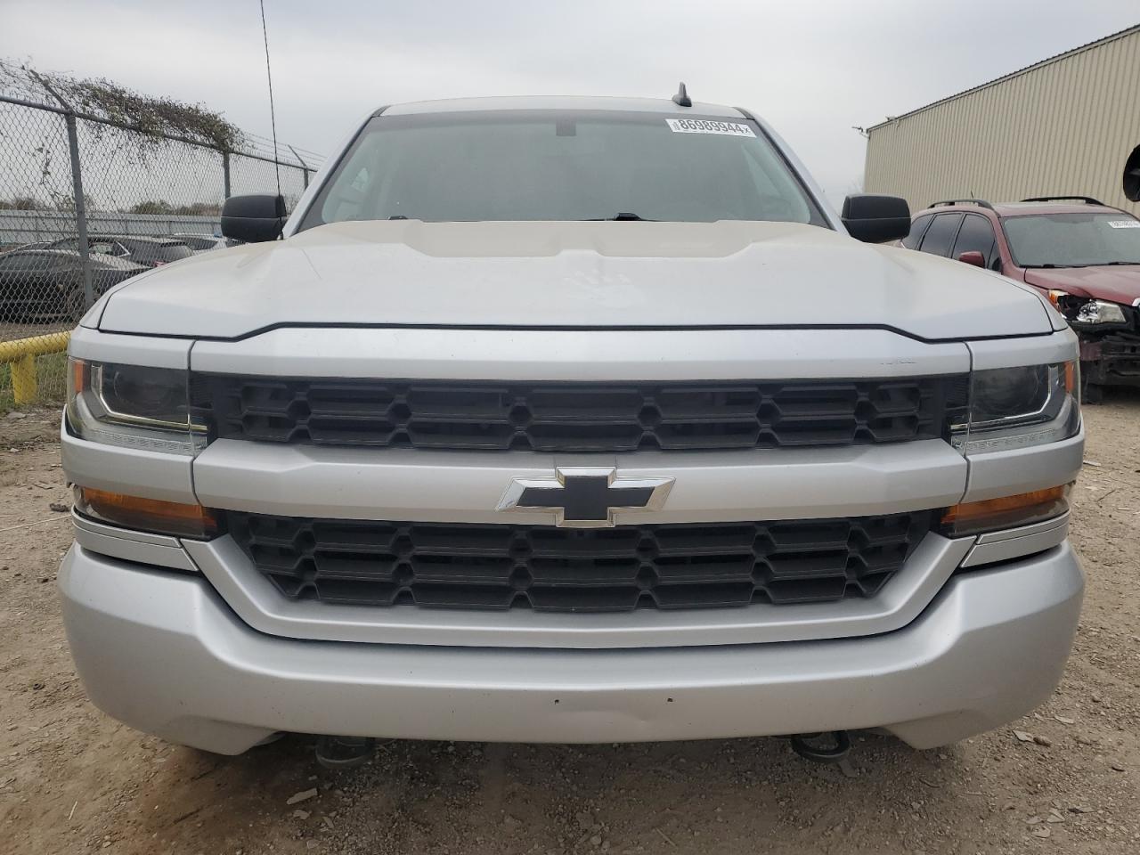 2017 CHEVROLET SILVERADO - Image 5