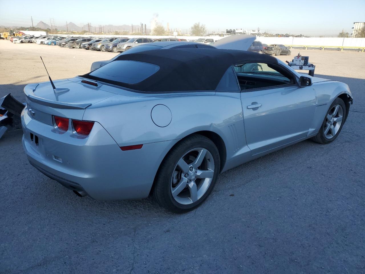 2011 CHEVROLET CAMARO LT - Image 3