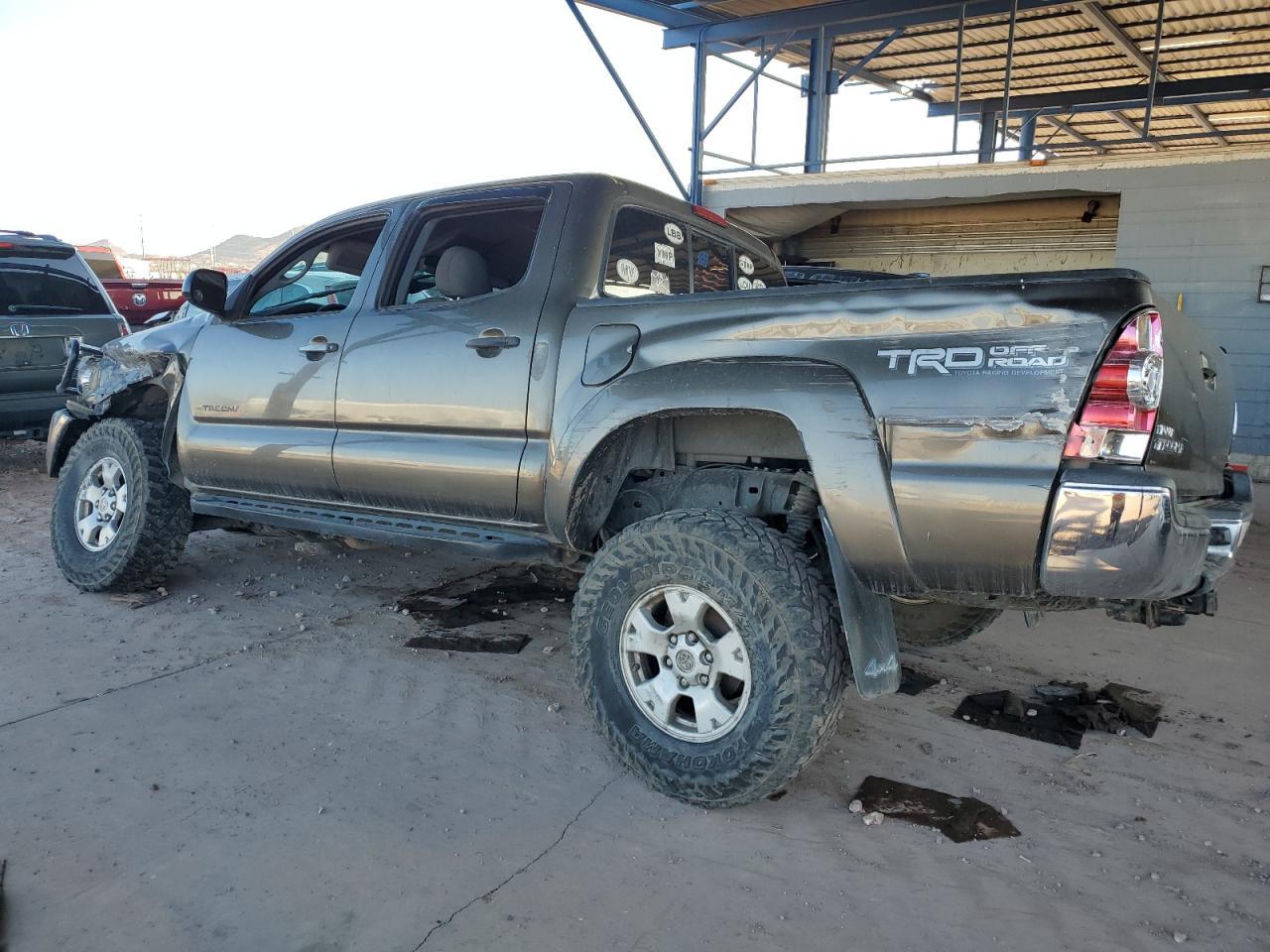 2013 TOYOTA TACOMA DOU - Image 2