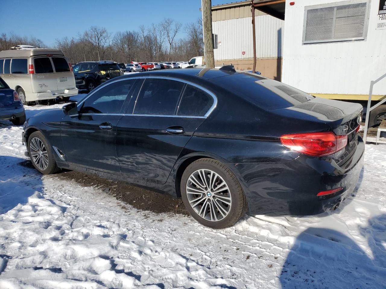 2018 BMW 530 XI - Image 2