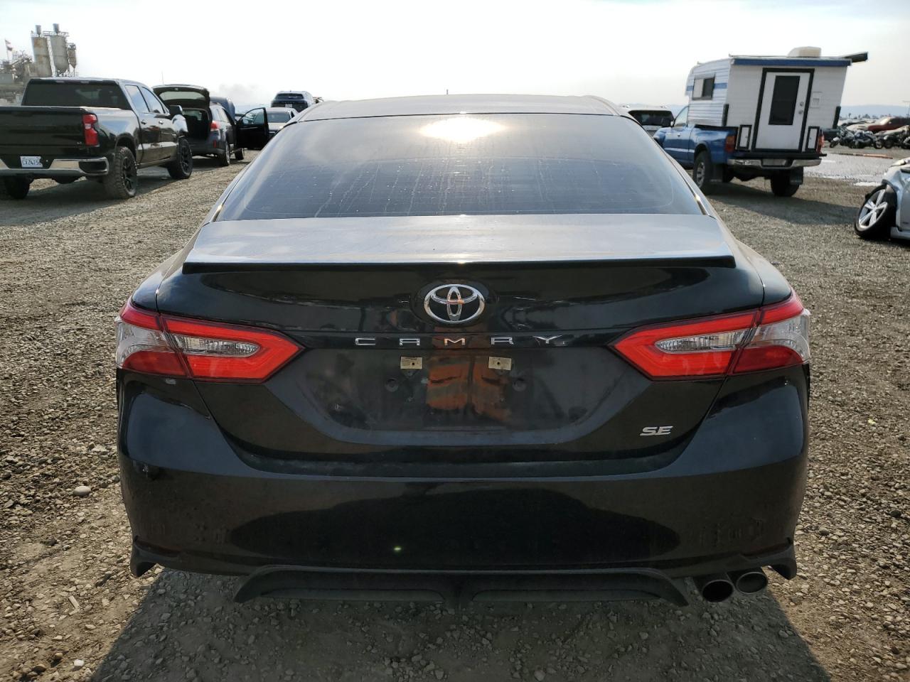 2018 TOYOTA CAMRY L - Фото 6