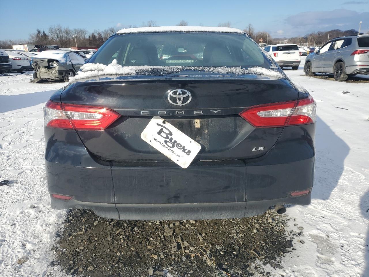 2018 TOYOTA CAMRY L - Фото 6