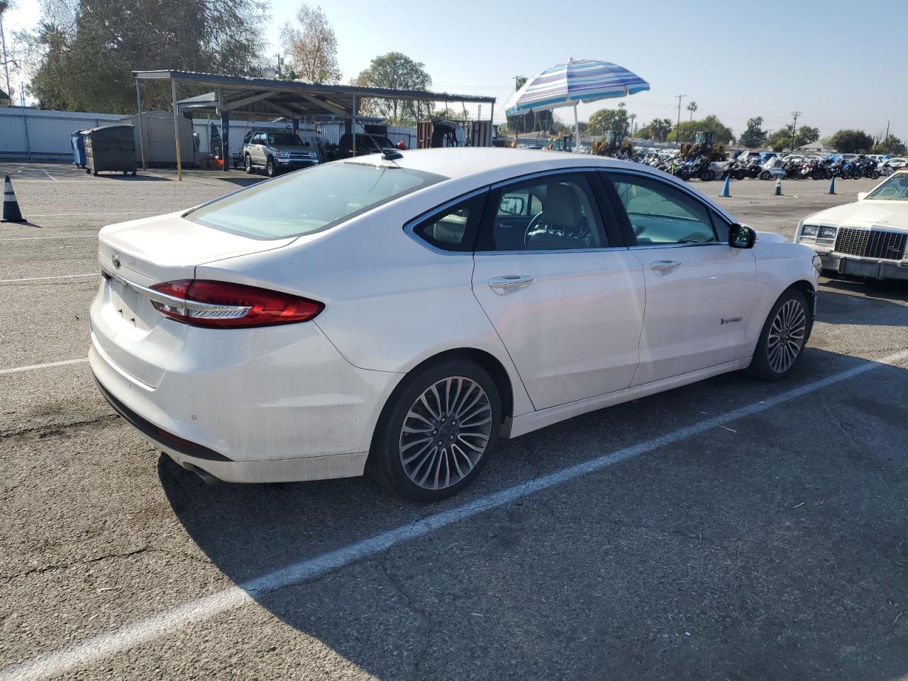 2017 FORD FUSION SE - Фото 3
