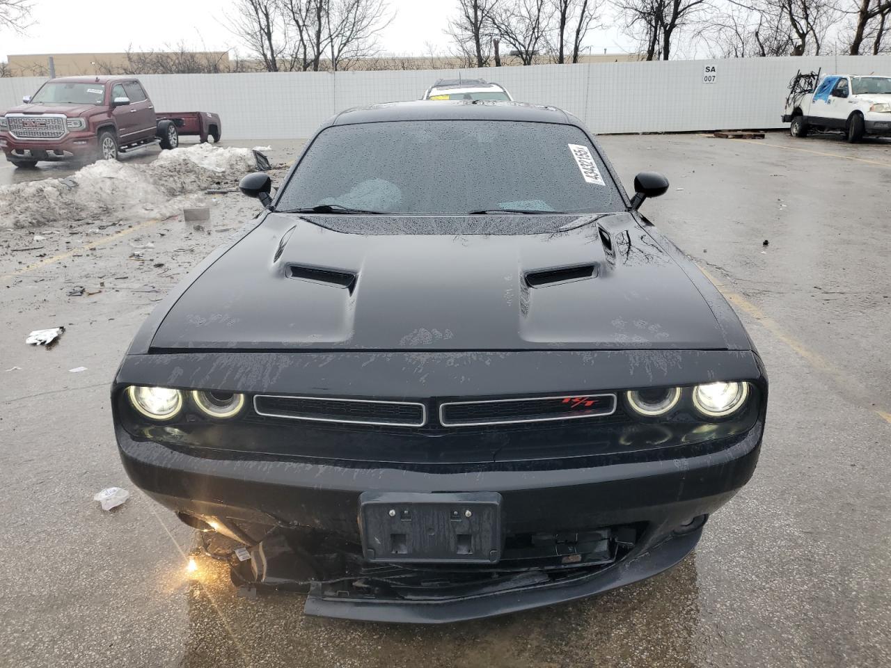 2015 DODGE CHALLENGER - Image 5
