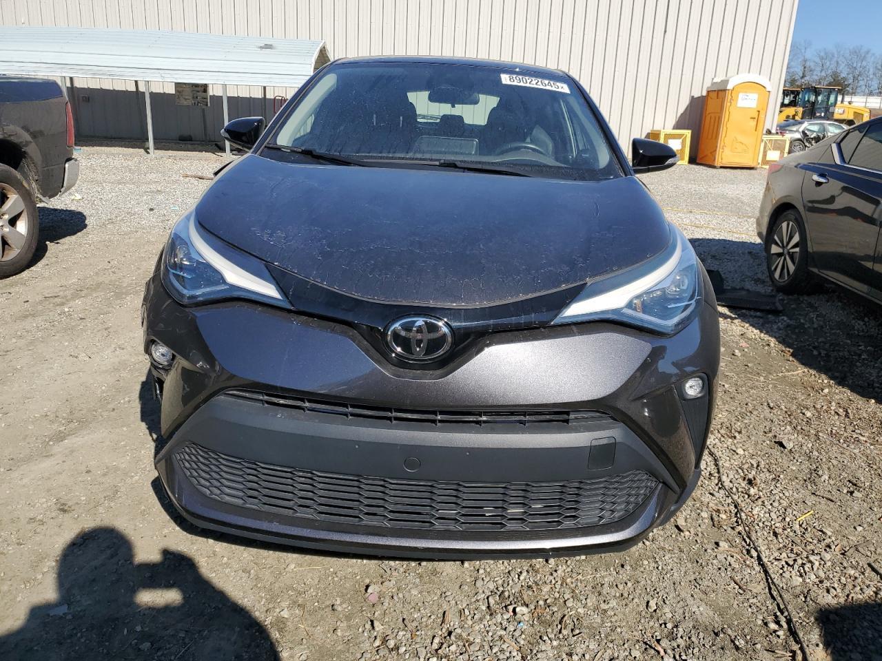 2021 TOYOTA C-HR XLE - Фото 5