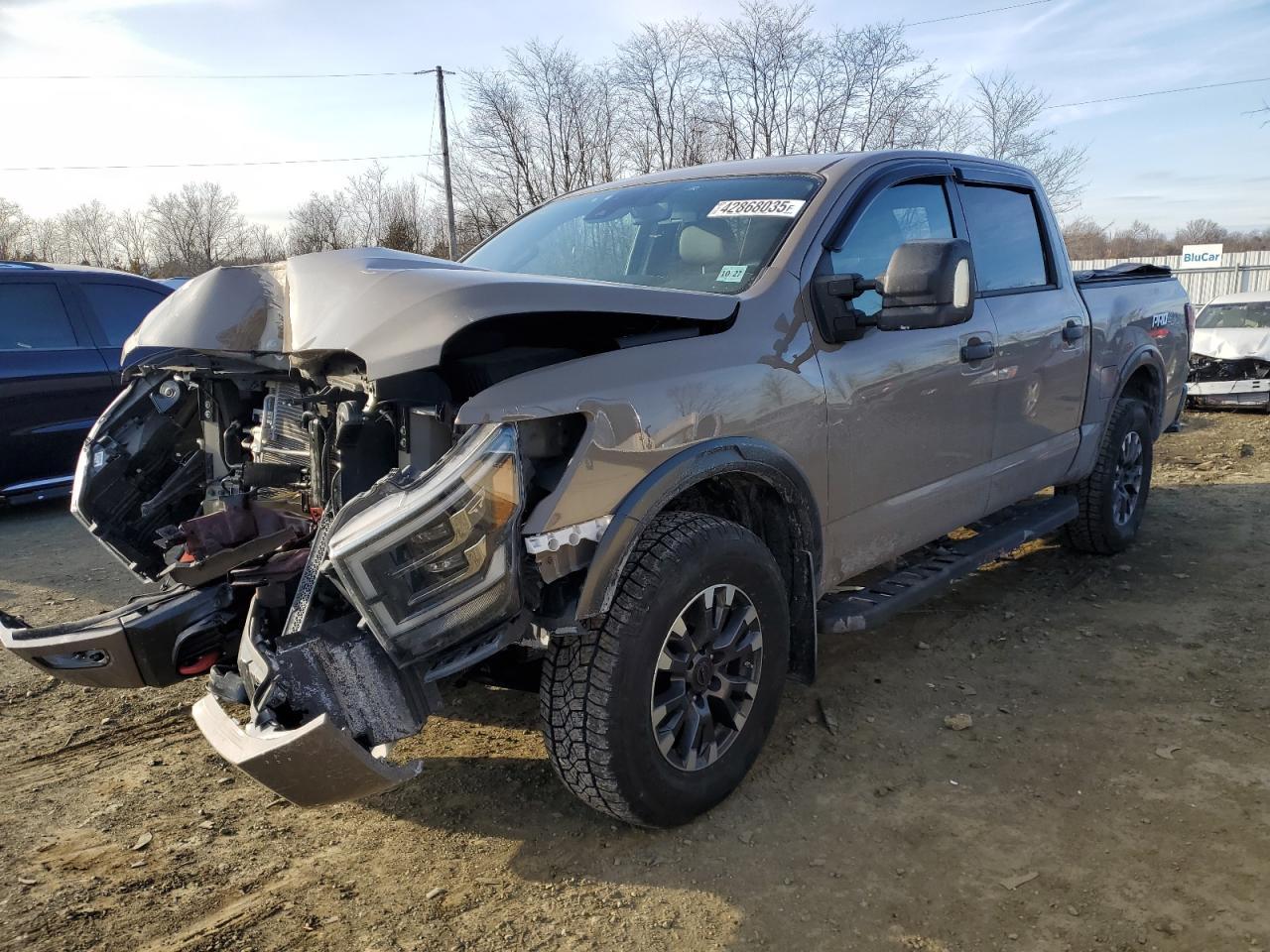 2023 NISSAN TITAN SV