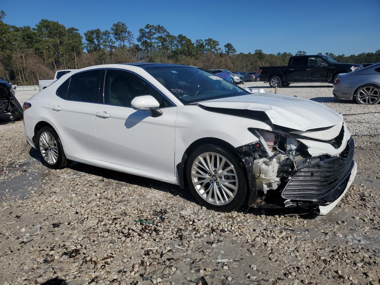 2018 TOYOTA CAMRY L - Image 4