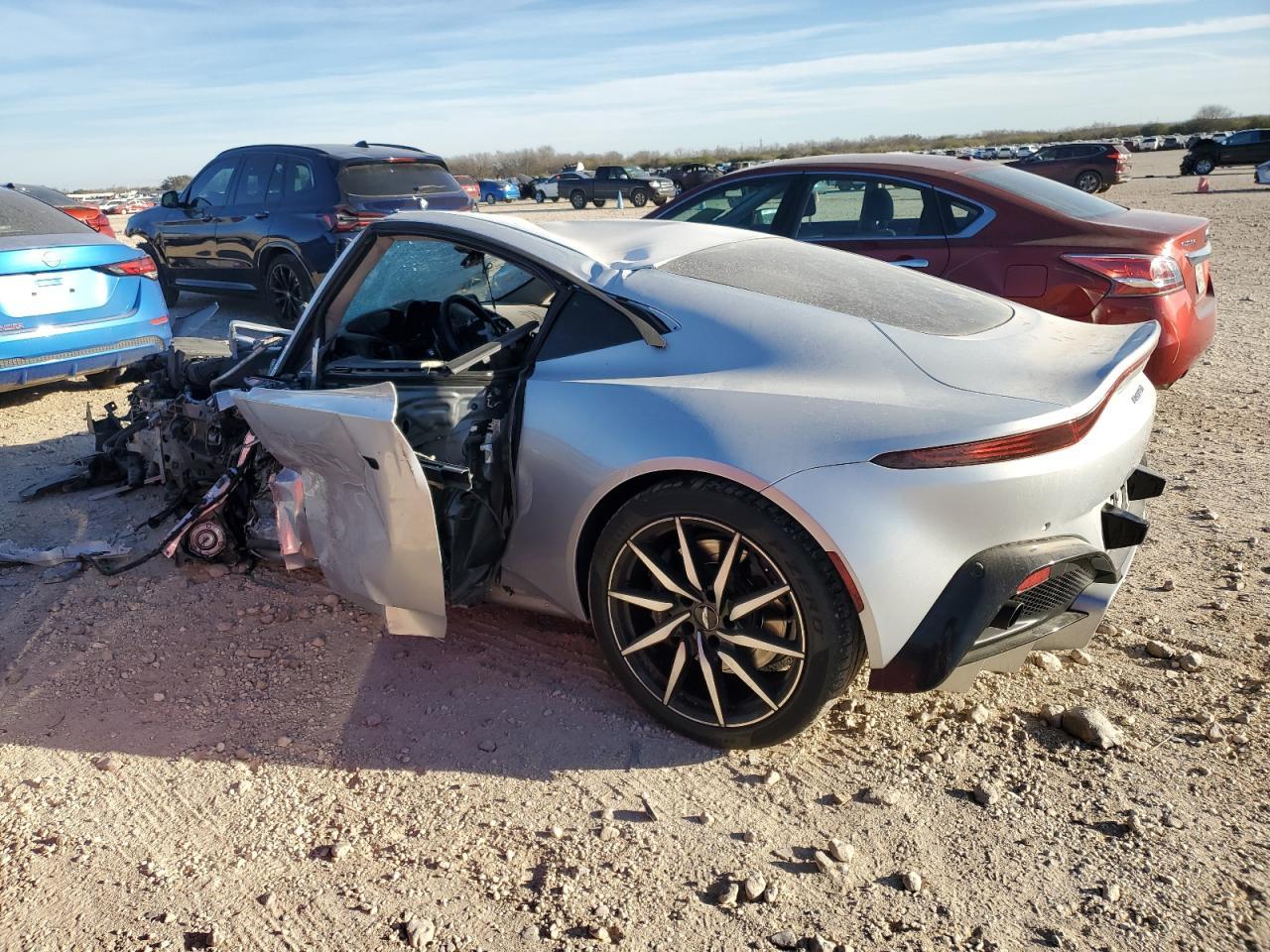 2019 ASTON MARTIN VANTAGE - Image 2