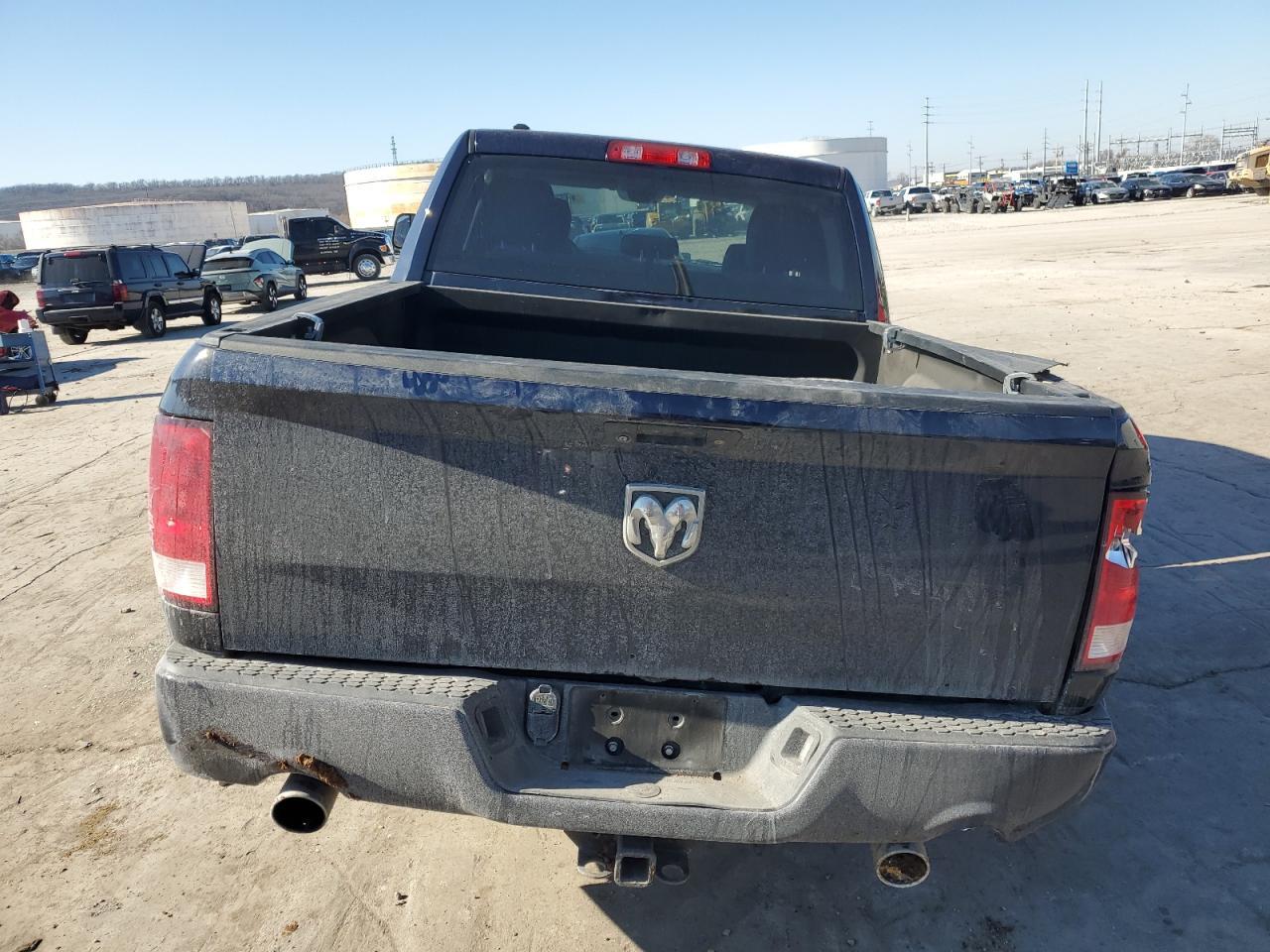2018 RAM 1500 ST - Image 6