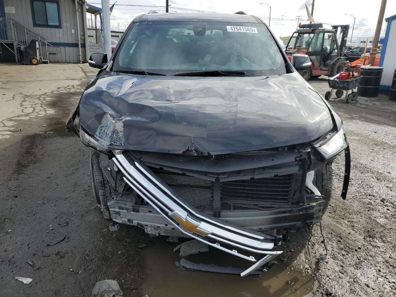 2023 CHEVROLET TRAVERSE L - Фото 5