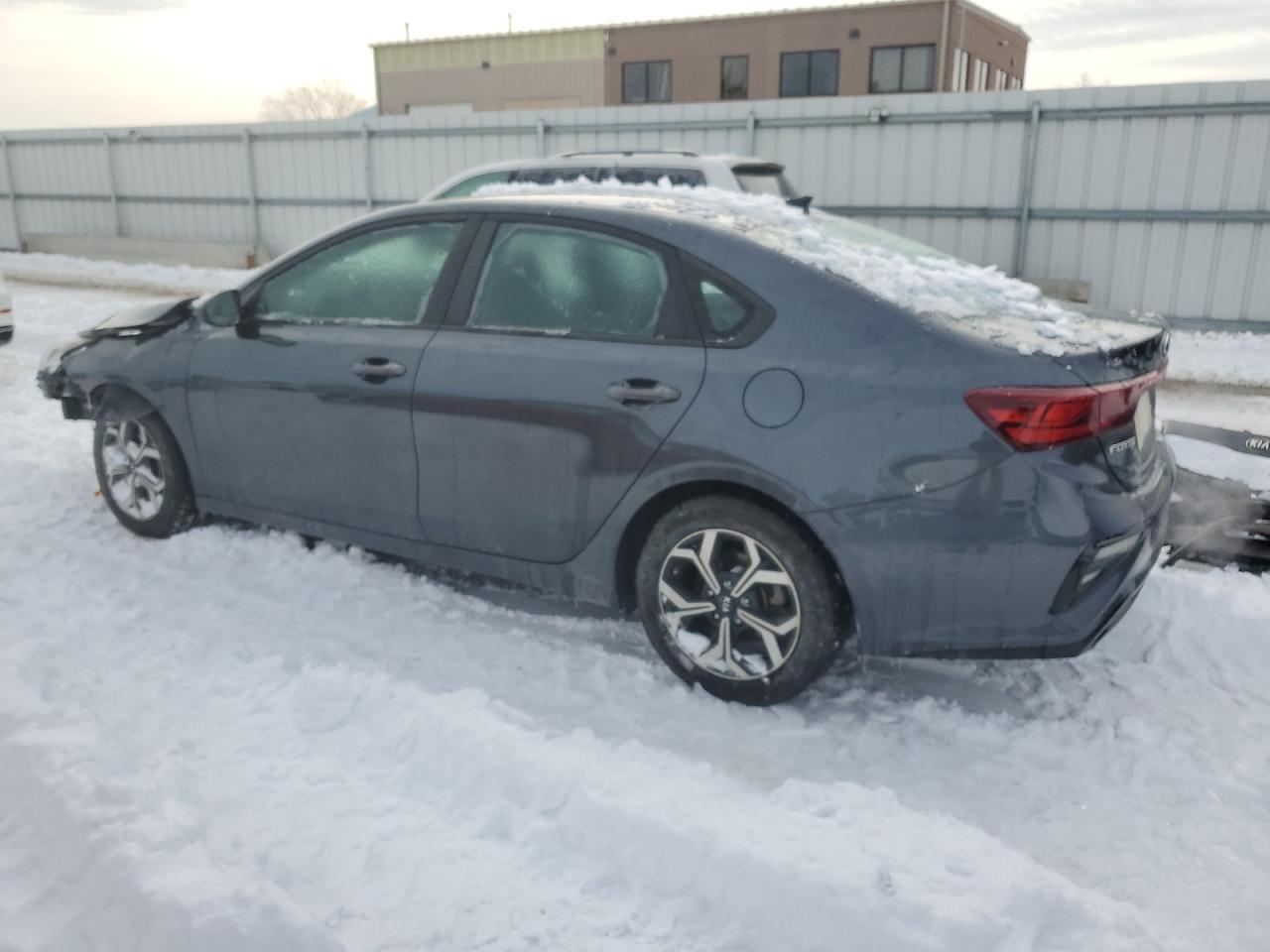2021 KIA FORTE FE - Фото 2