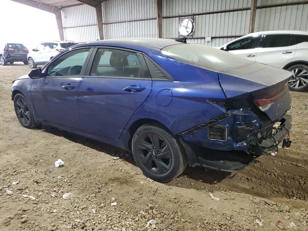 2022 HYUNDAI ELANTRA SE - Image 2