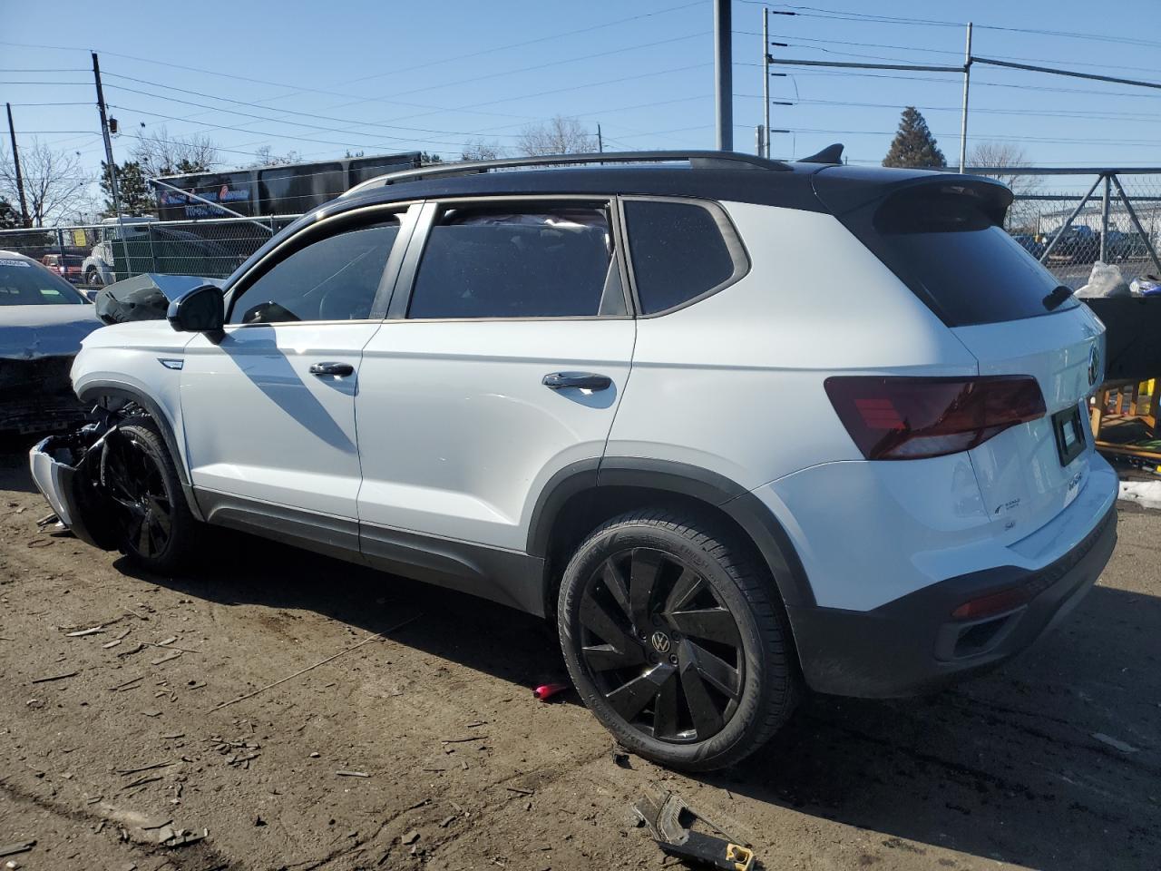 2024 VOLKSWAGEN TAOS SE - Фото 2