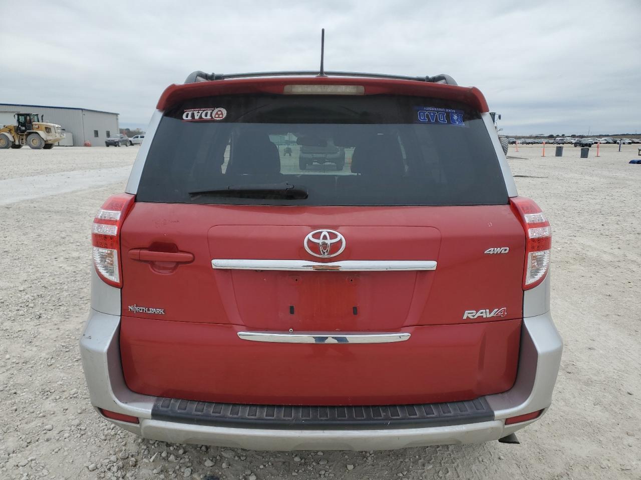 2011 TOYOTA RAV4 - Фото 6