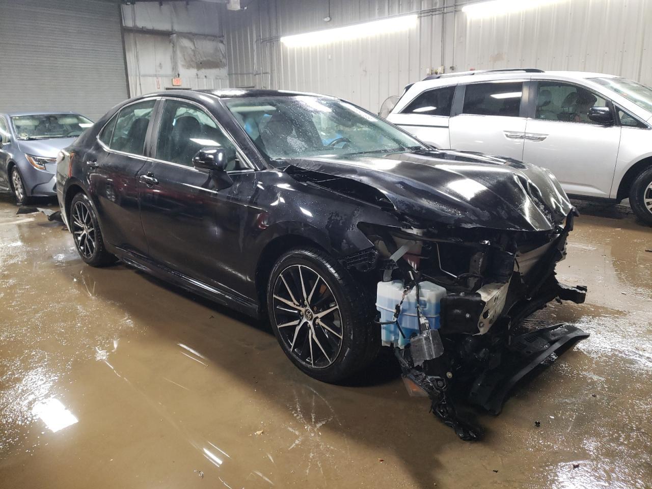 2021 TOYOTA CAMRY SE - Image 4