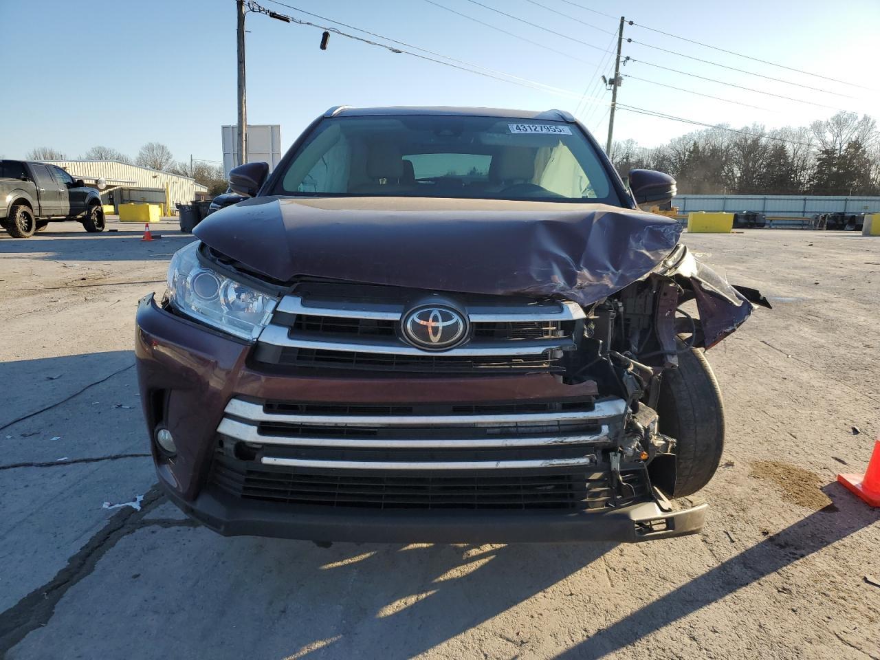 2019 TOYOTA HIGHLANDER - Image 5