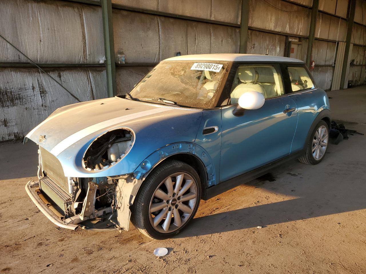 2017 MINI COOPER