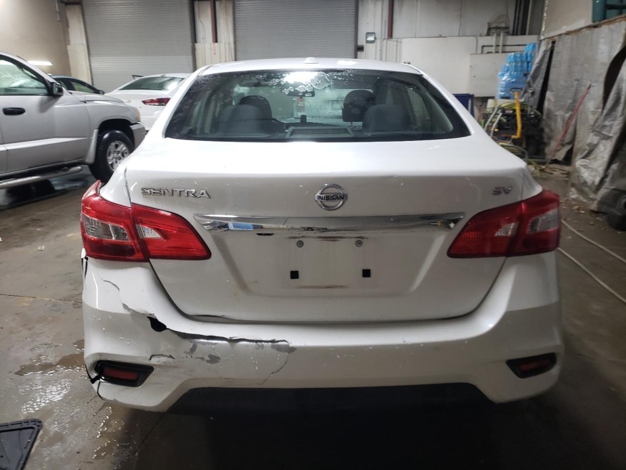2018 NISSAN SENTRA S - Фото 6