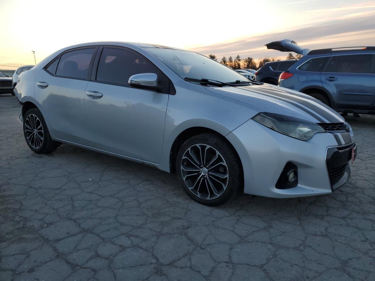 2015 TOYOTA COROLLA L - Фото 4