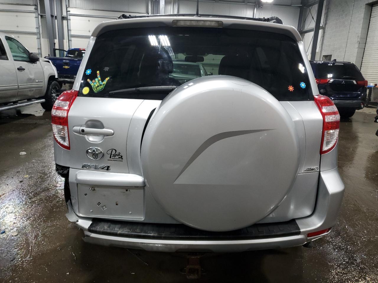 2011 TOYOTA RAV4 LIMIT - Фото 6