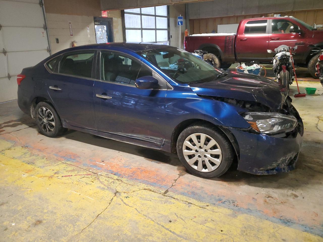 2018 NISSAN SENTRA S - Фото 4