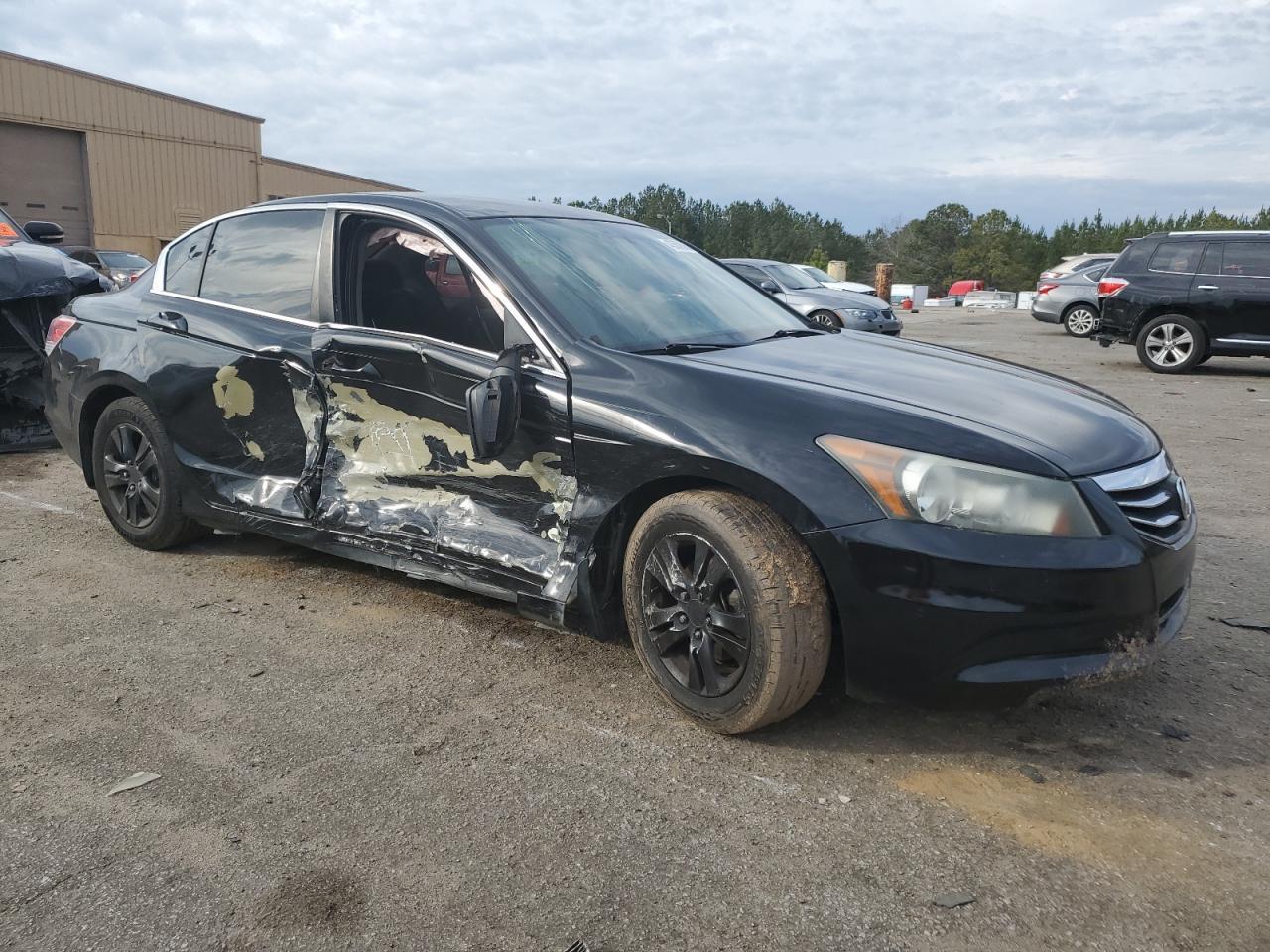 2012 HONDA ACCORD SE - Image 4