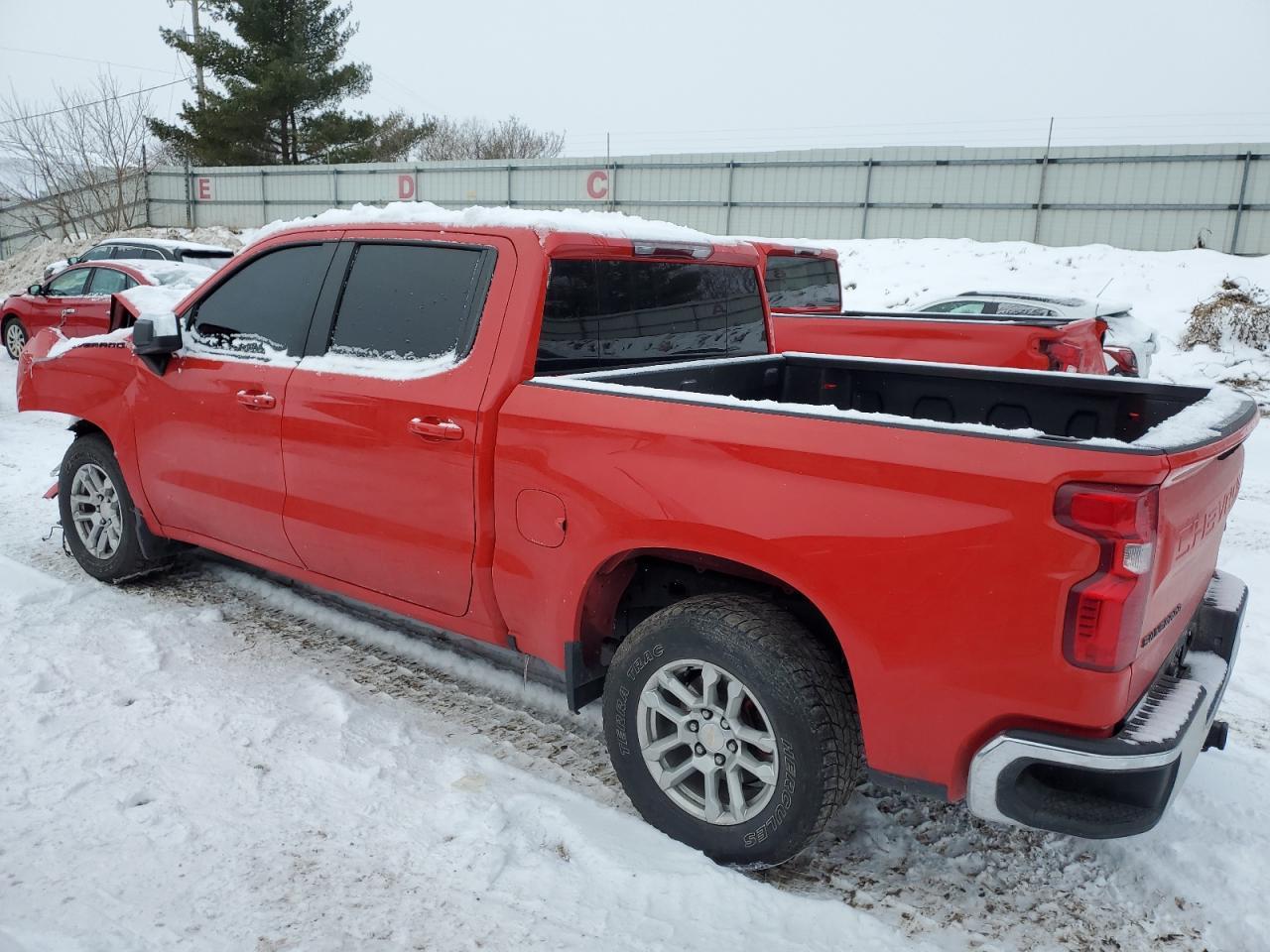 2023 CHEVROLET SILVERADO - Image 2