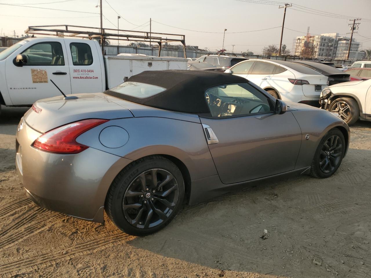 2016 NISSAN 370Z BASE - Фото 3