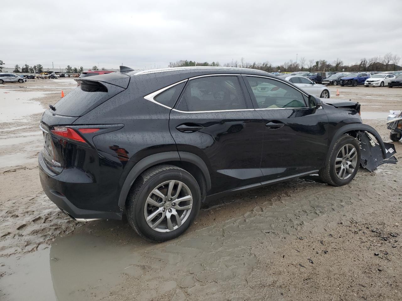 2016 LEXUS NX 200T BA - Фото 3